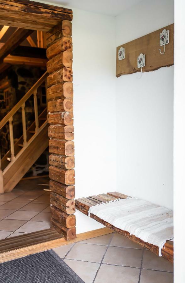 Erlendi Kodumajutus Villa Pärnu Exteriör bild